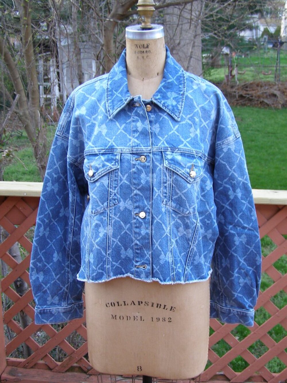 NWT size L PINK x LoveShackFancy Cropped Denim Jacket